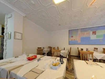 酒店 安东尼娜酒店 3*
